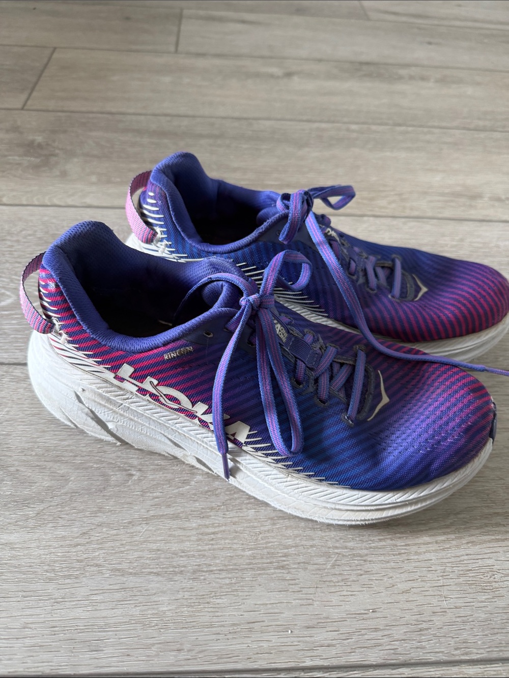 Hoka one Women's Rincon clematis blue Purple Gradient sneakers 7.5 - Picture 2 of 10